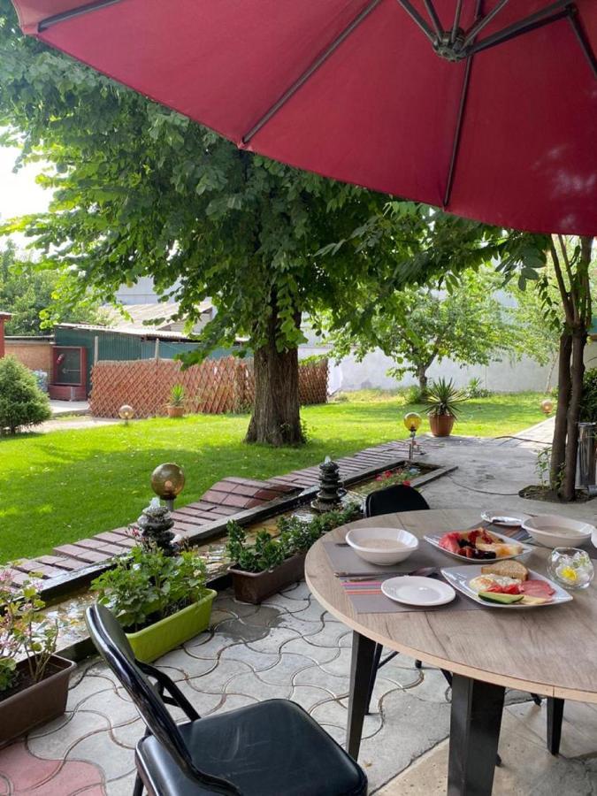 Hotel Eco House Oš Esterno foto