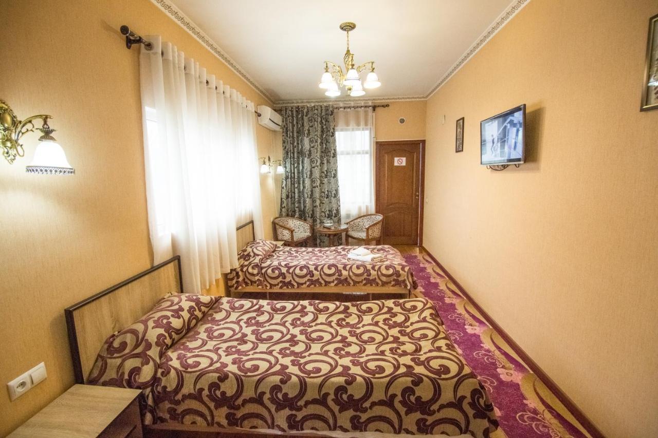 Hotel Eco House Oš Esterno foto